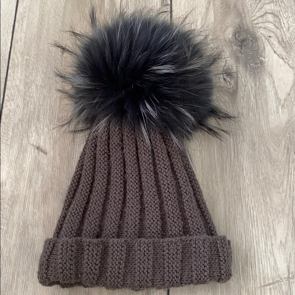 Boys Fleece Lined Warm Pom Pom Hat Size 3-6Yrs old